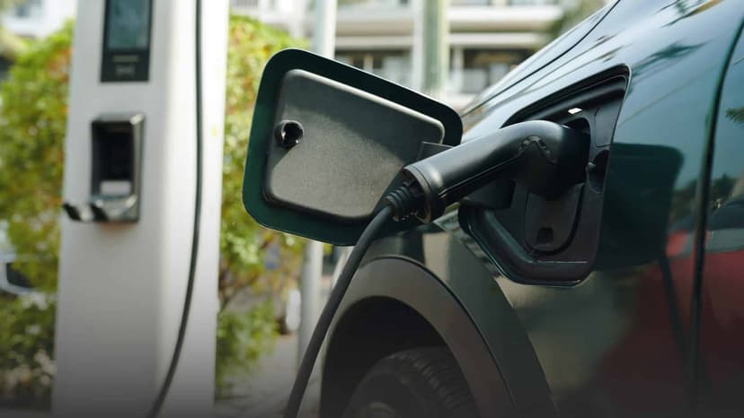 India’s Commercial EV Market Outlook 2030: Growth Drivers and Financing Models